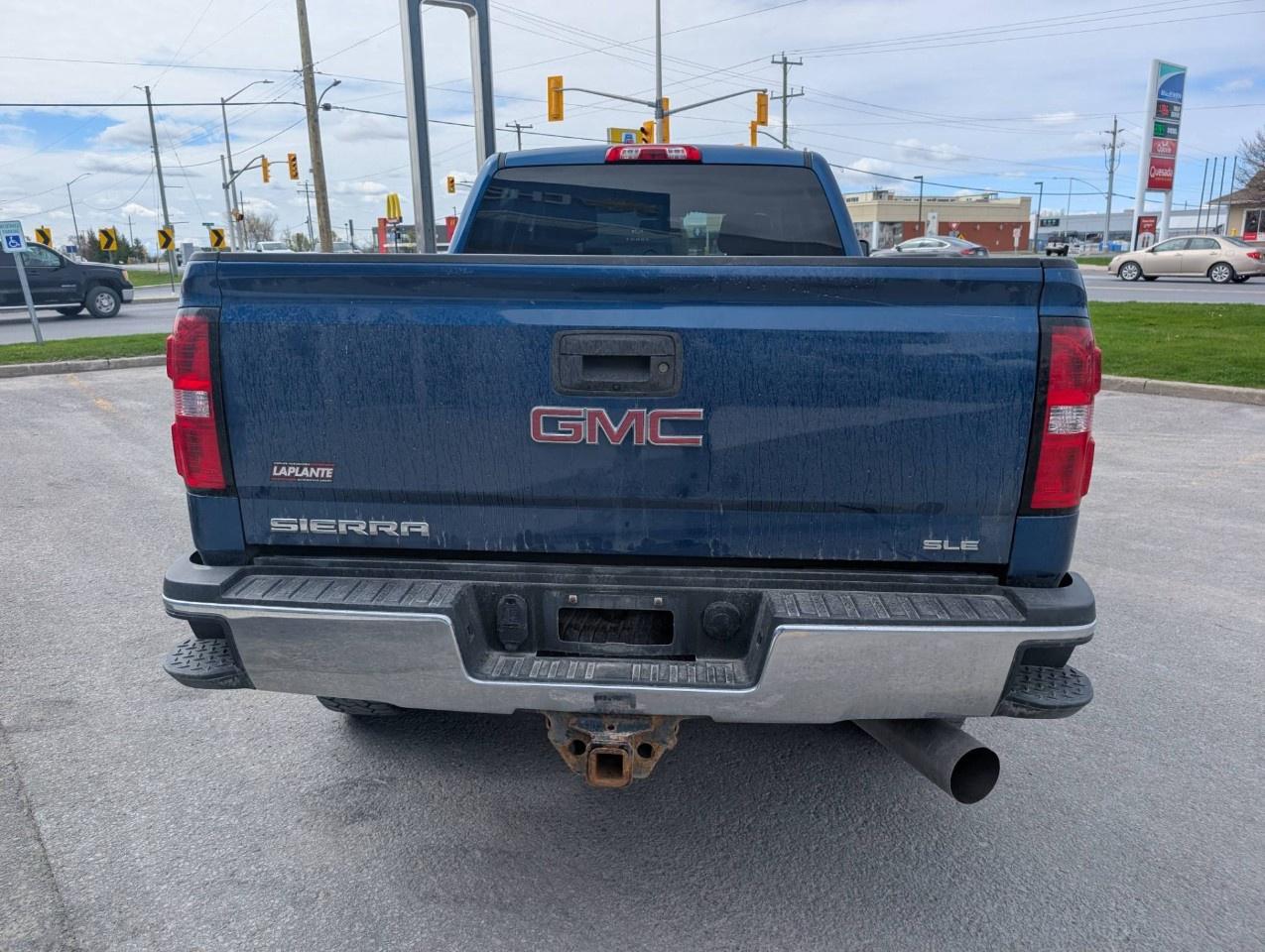 2018 GMC SIERRA 2500HD 4WD Crew Cab Standard Box SLE Photo