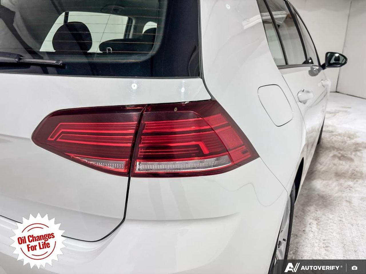 2021 Volkswagen Golf  Photo