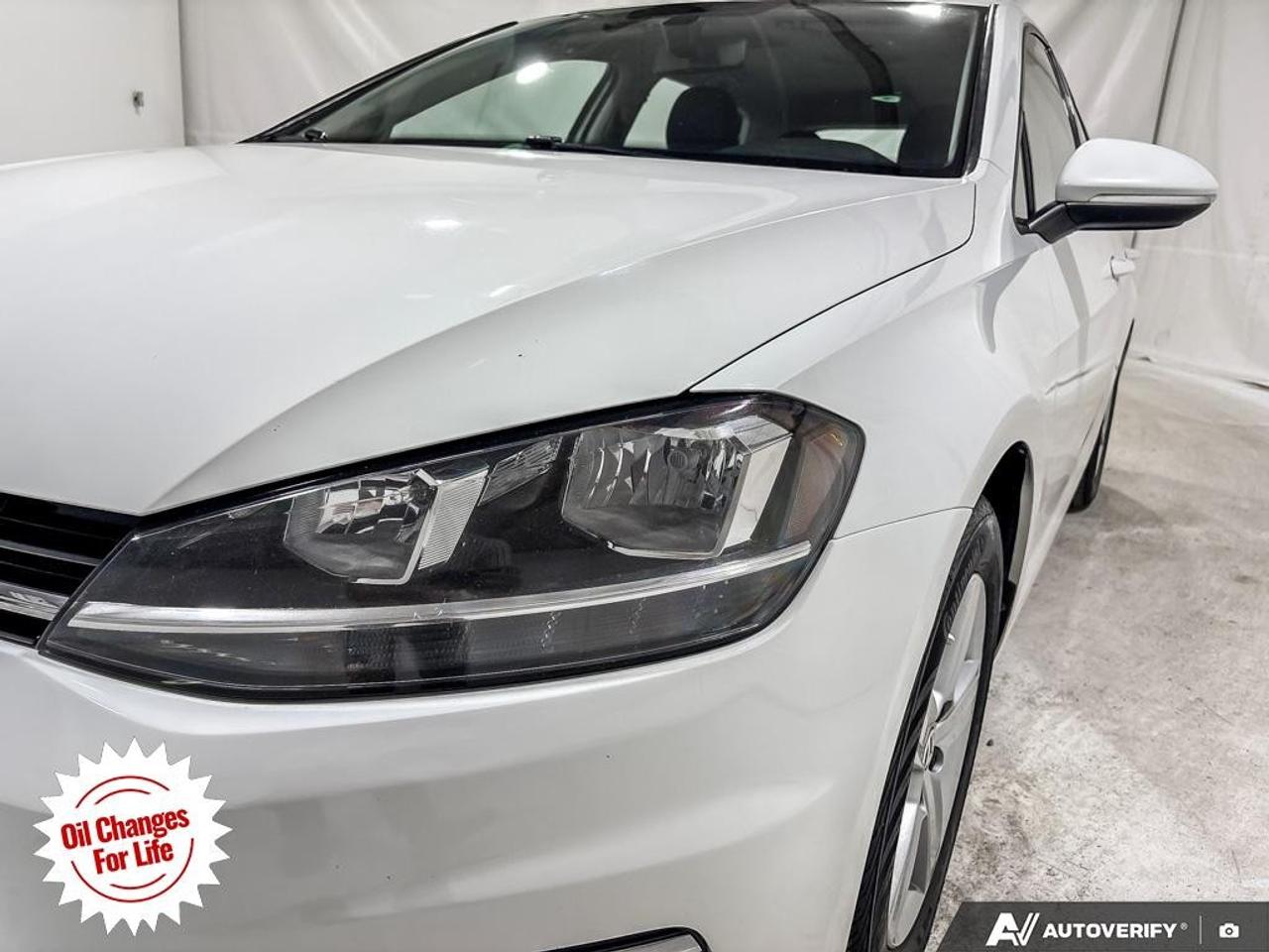 2021 Volkswagen Golf  Photo