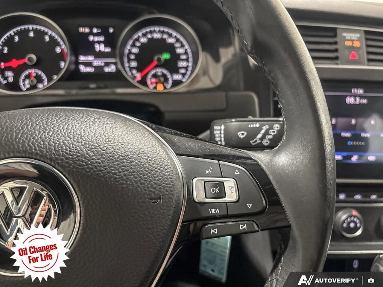 2021 Volkswagen Golf  Photo