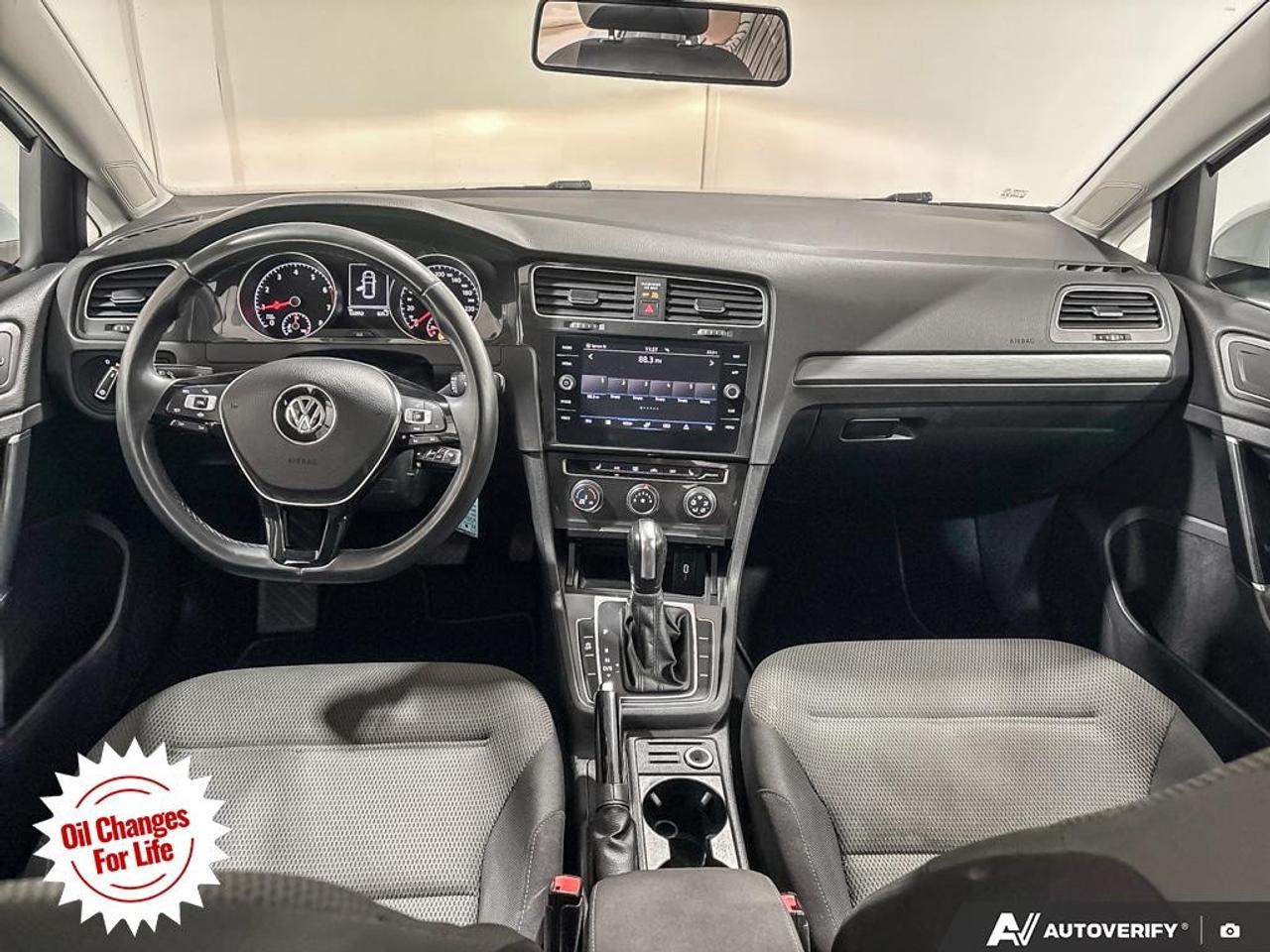 2021 Volkswagen Golf  Photo