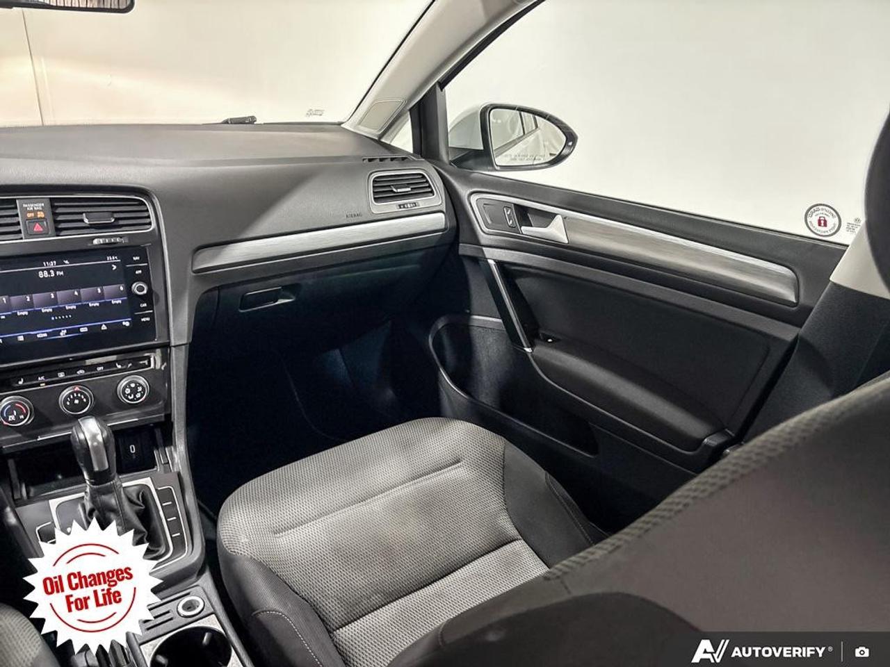 2021 Volkswagen Golf  Photo