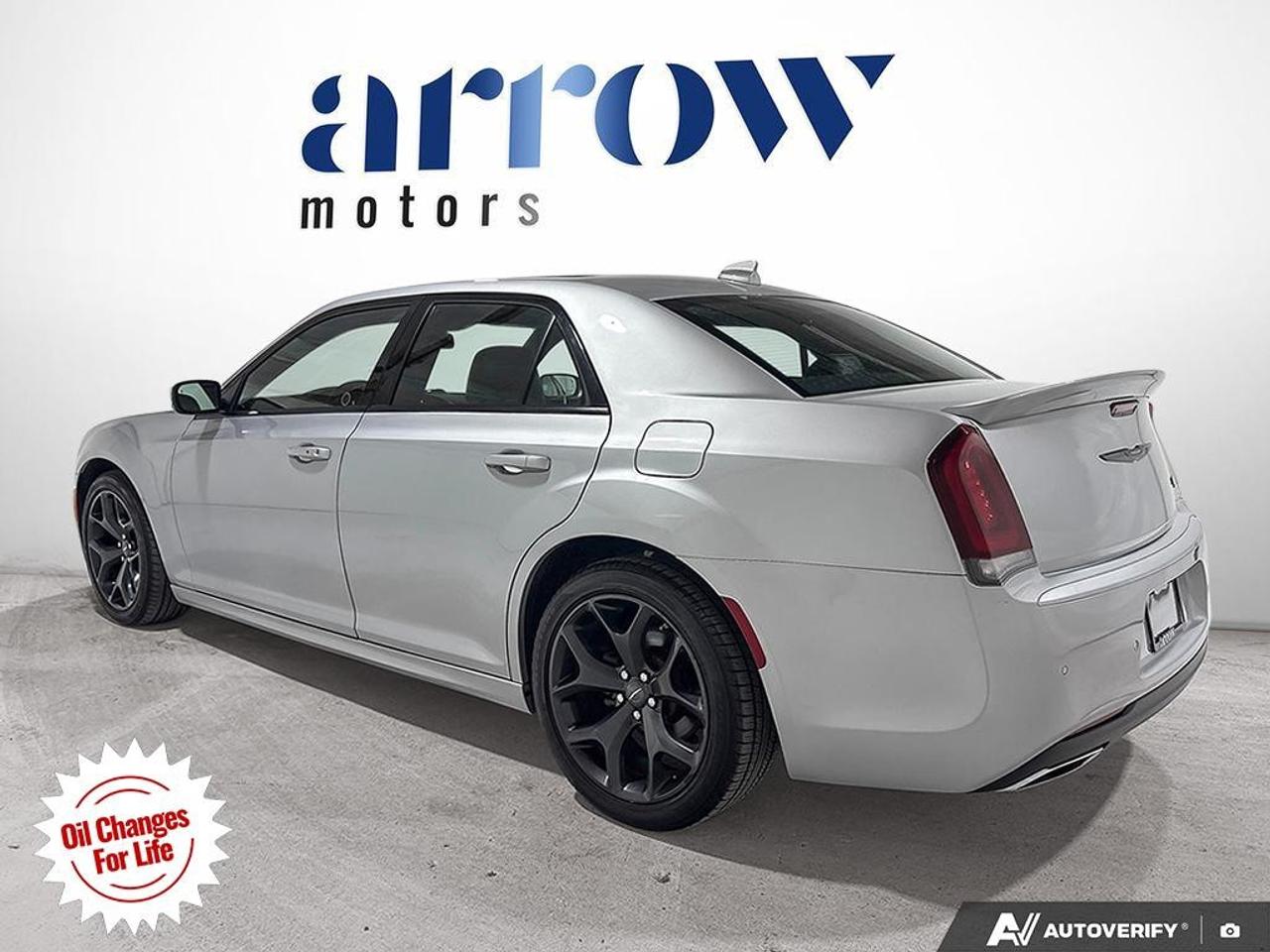 2022 Chrysler 300 300S RWD Photo
