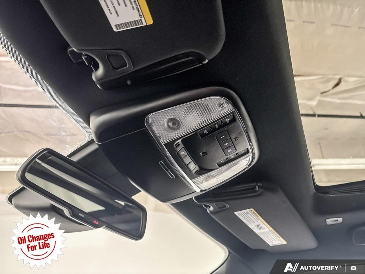 2022 Chrysler 300 300S RWD Photo