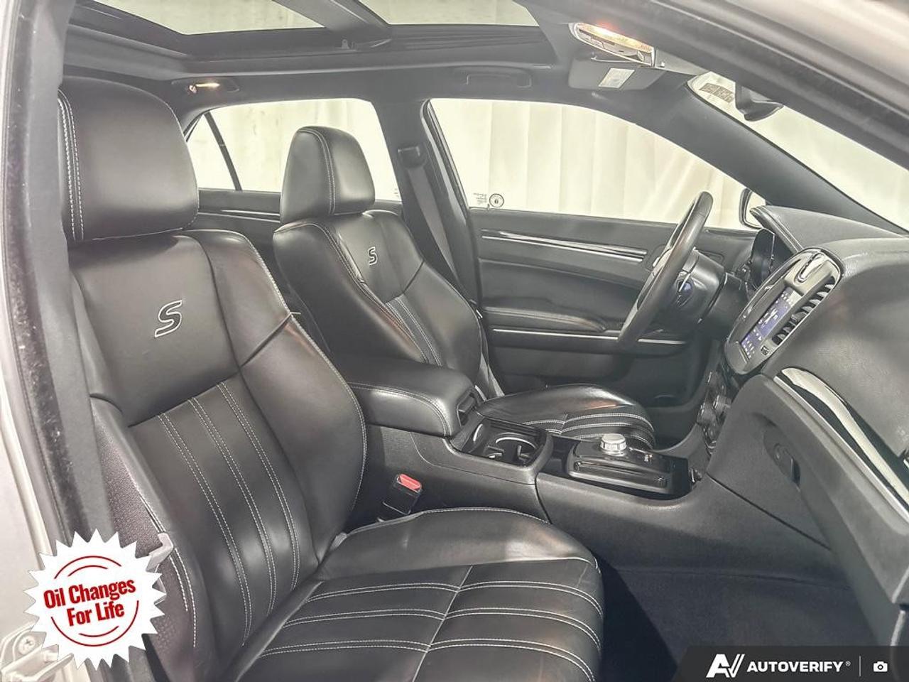 2022 Chrysler 300 300S RWD Photo