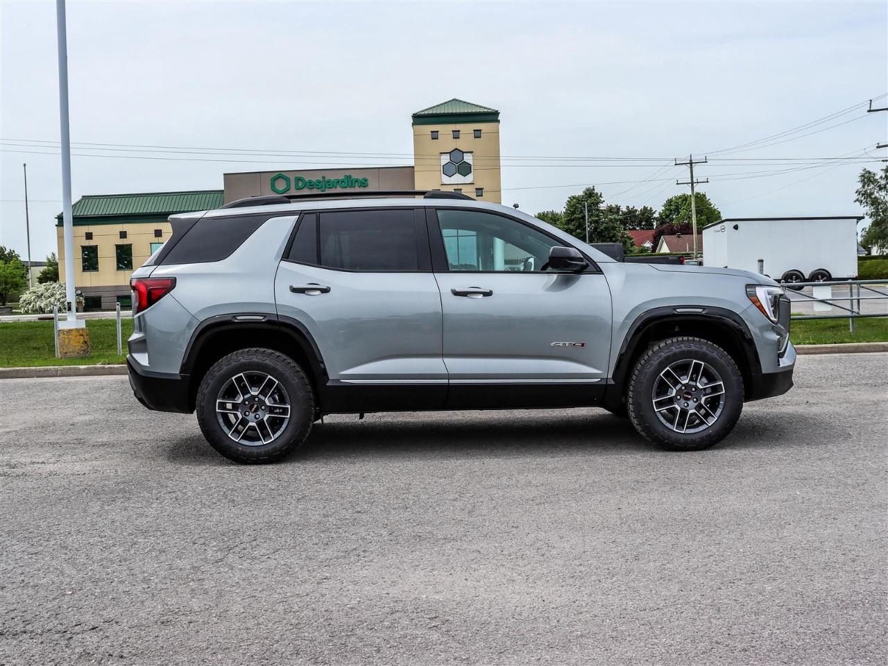 2026 GMC Terrain AWD AT4 Photo