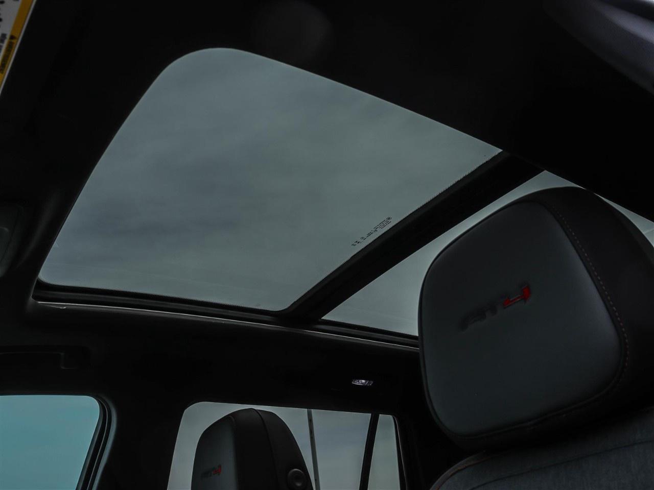 2026 GMC Terrain AWD AT4 Photo