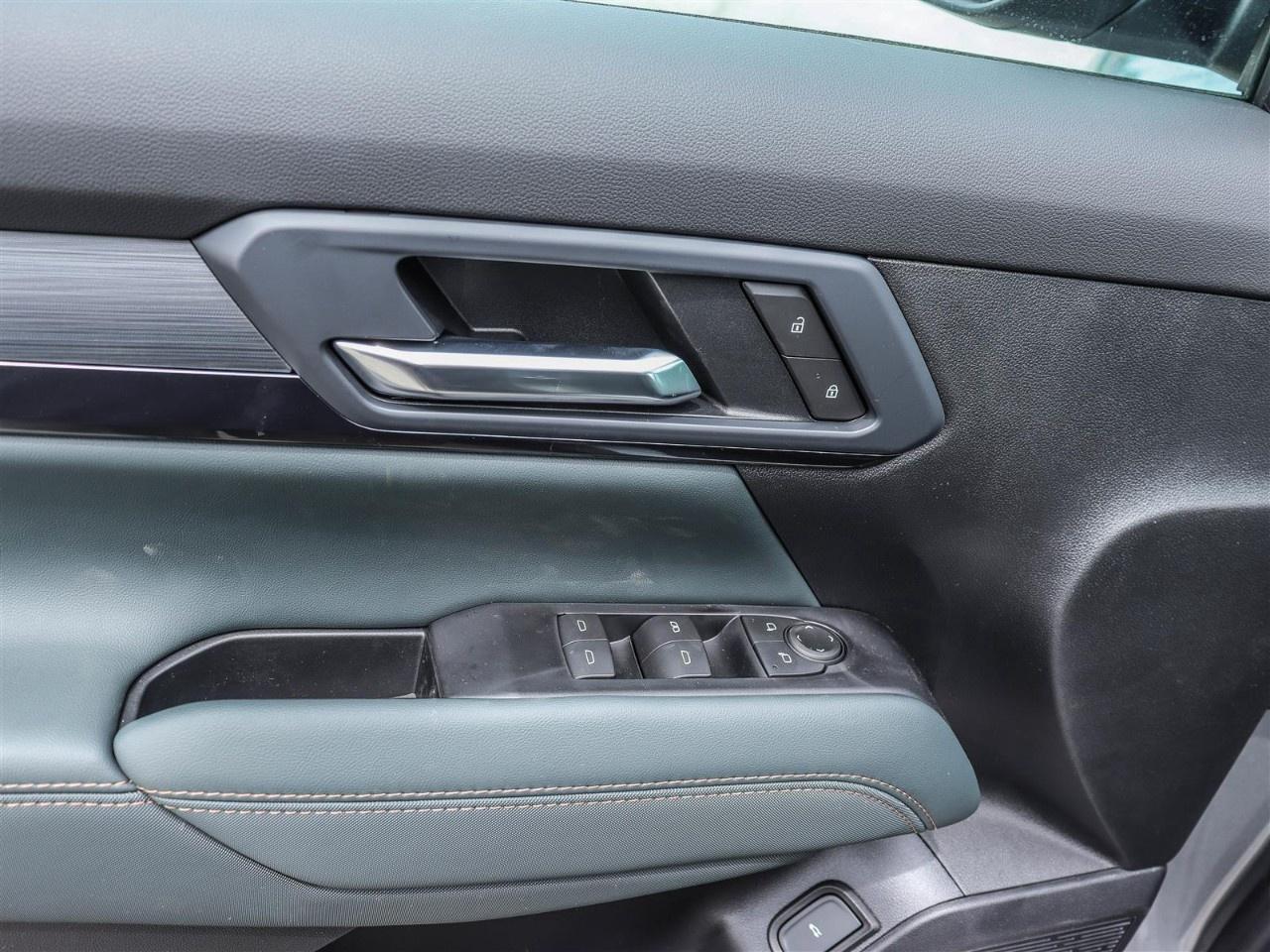 2026 GMC Terrain AWD AT4 Photo
