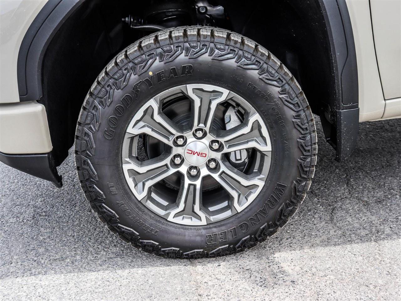 2026 GMC Sierra 1500 Crew Cab Short Box 4-Wheel Drive Pro Photo