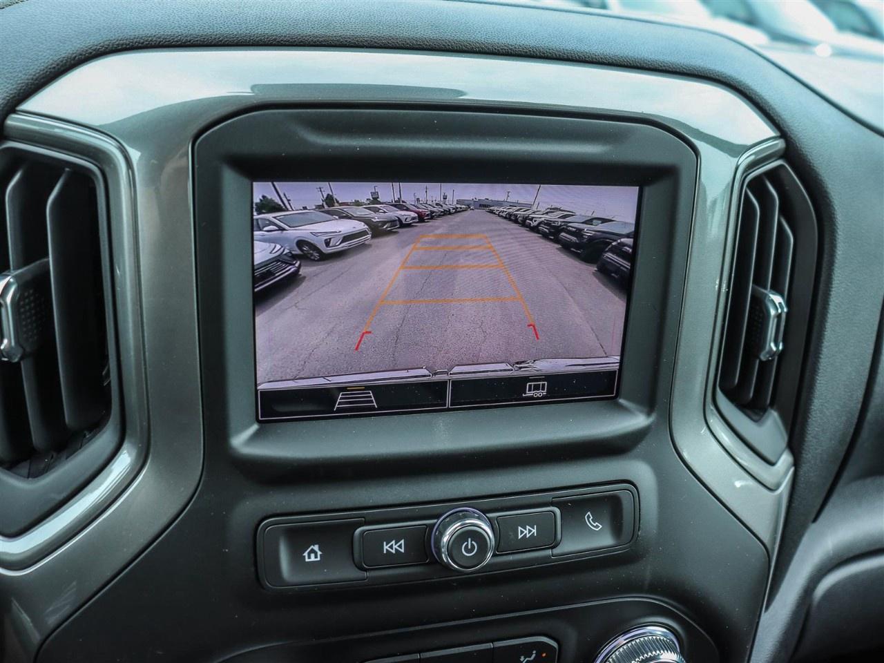 2026 GMC Sierra 1500 Crew Cab Short Box 4-Wheel Drive Pro Photo