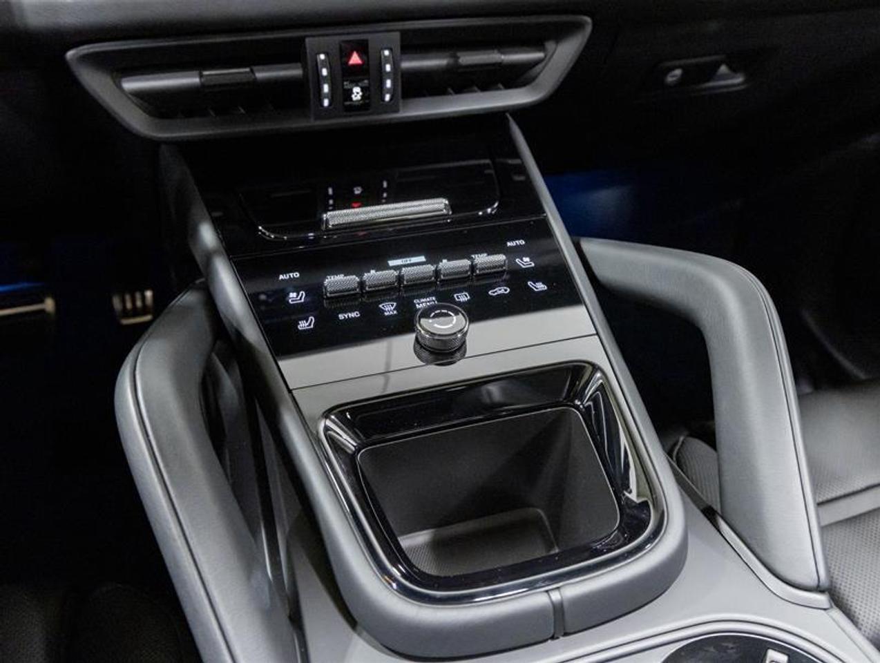 2026 Porsche Cayenne  Photo