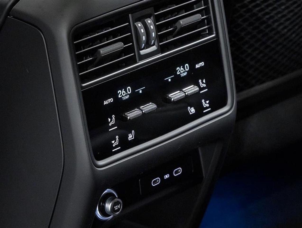 2026 Porsche Cayenne  Photo