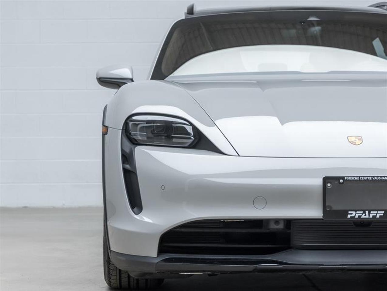 2022 Porsche Taycan  Photo