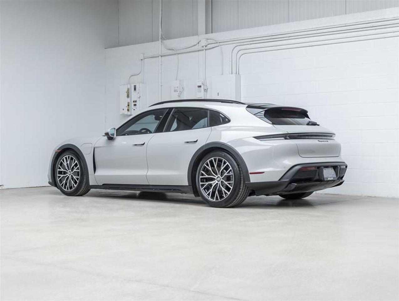 2022 Porsche Taycan  Photo