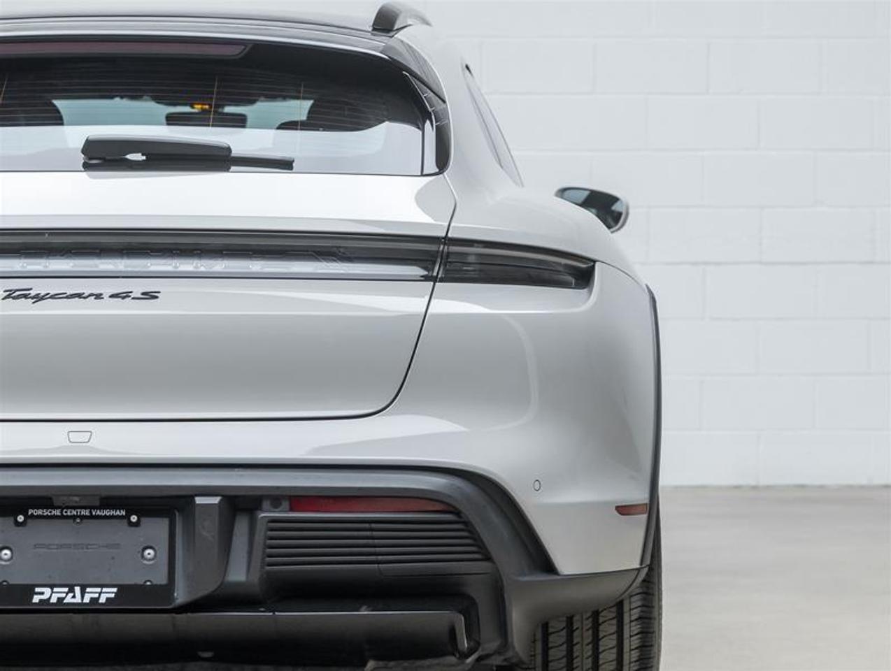 2022 Porsche Taycan  Photo