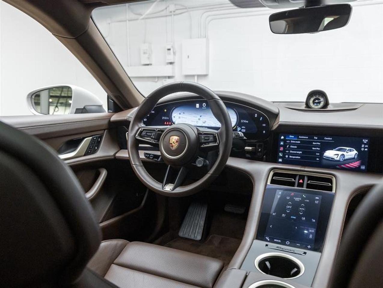 2022 Porsche Taycan  Photo