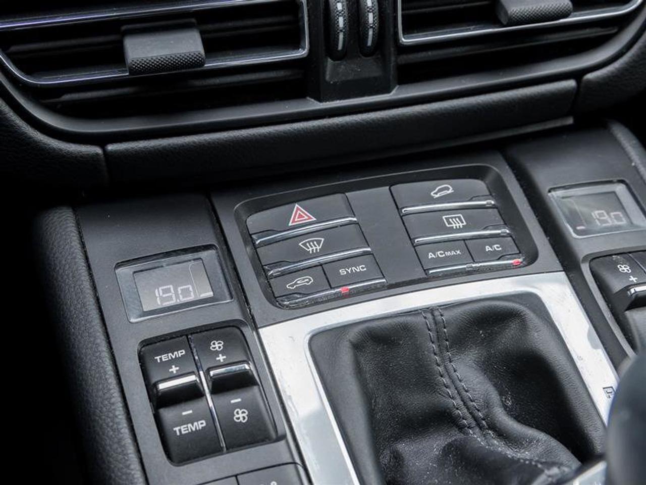 2019 Porsche Macan AWD Premium Pkg Plus Lane Change Assist Porsche Cr Photo
