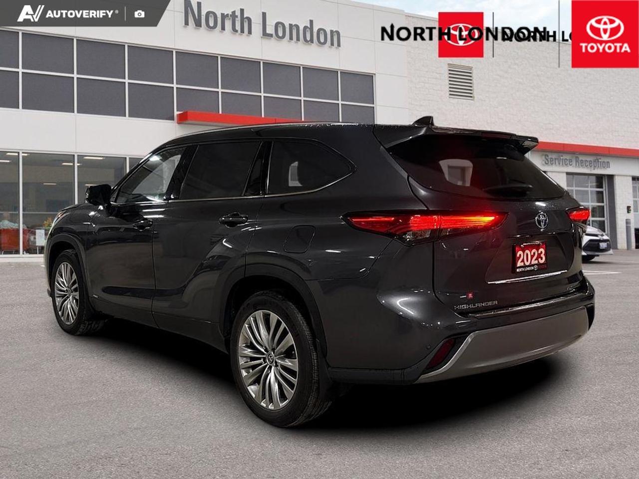2023 Toyota Highlander Hybrid Limited 4dr All-Wheel Drive Photo3