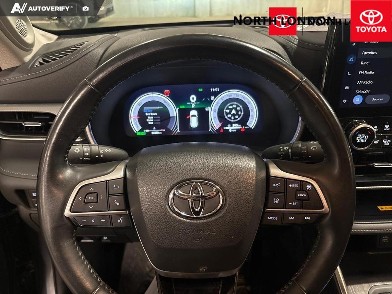 2023 Toyota Highlander Hybrid Limited 4dr All-Wheel Drive Photo