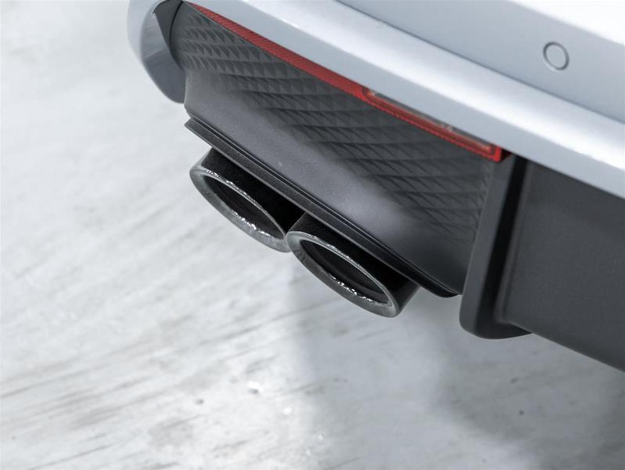 2025 Porsche Macan  Photo