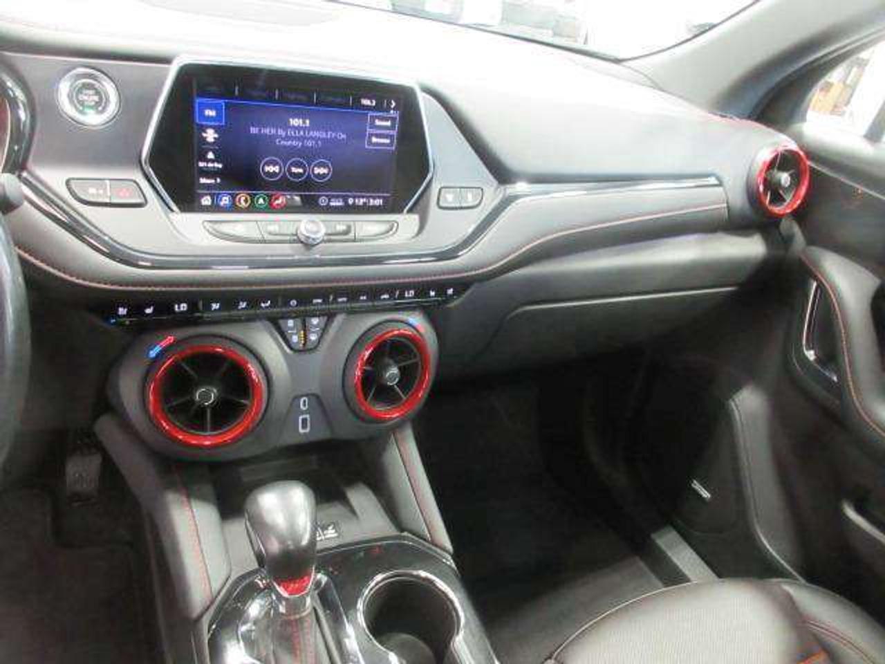 2020 Chevrolet Blazer RS AWD V6, NAV, ROOF, LEATHER, APPLE/ANDROID, 99K! Photo