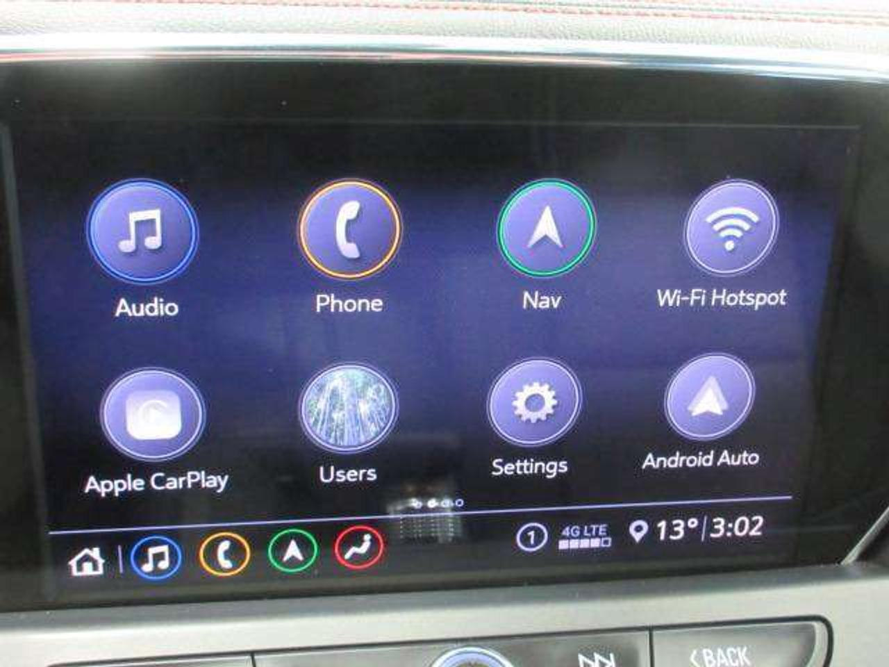 2020 Chevrolet Blazer RS AWD V6, NAV, ROOF, LEATHER, APPLE/ANDROID, 99K! Photo