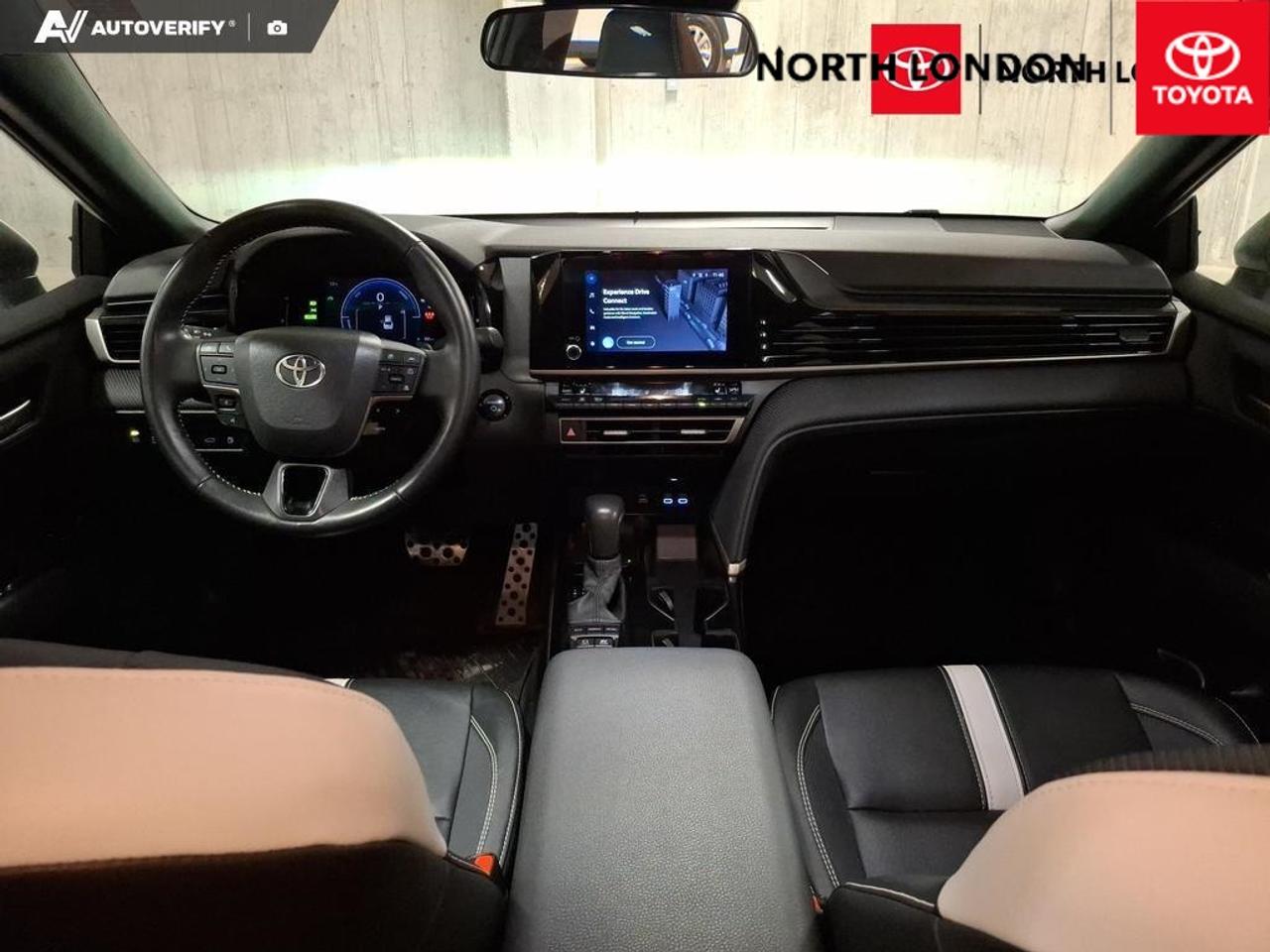 2025 Toyota Camry SE 4dr Front-Wheel Drive Sedan Photo