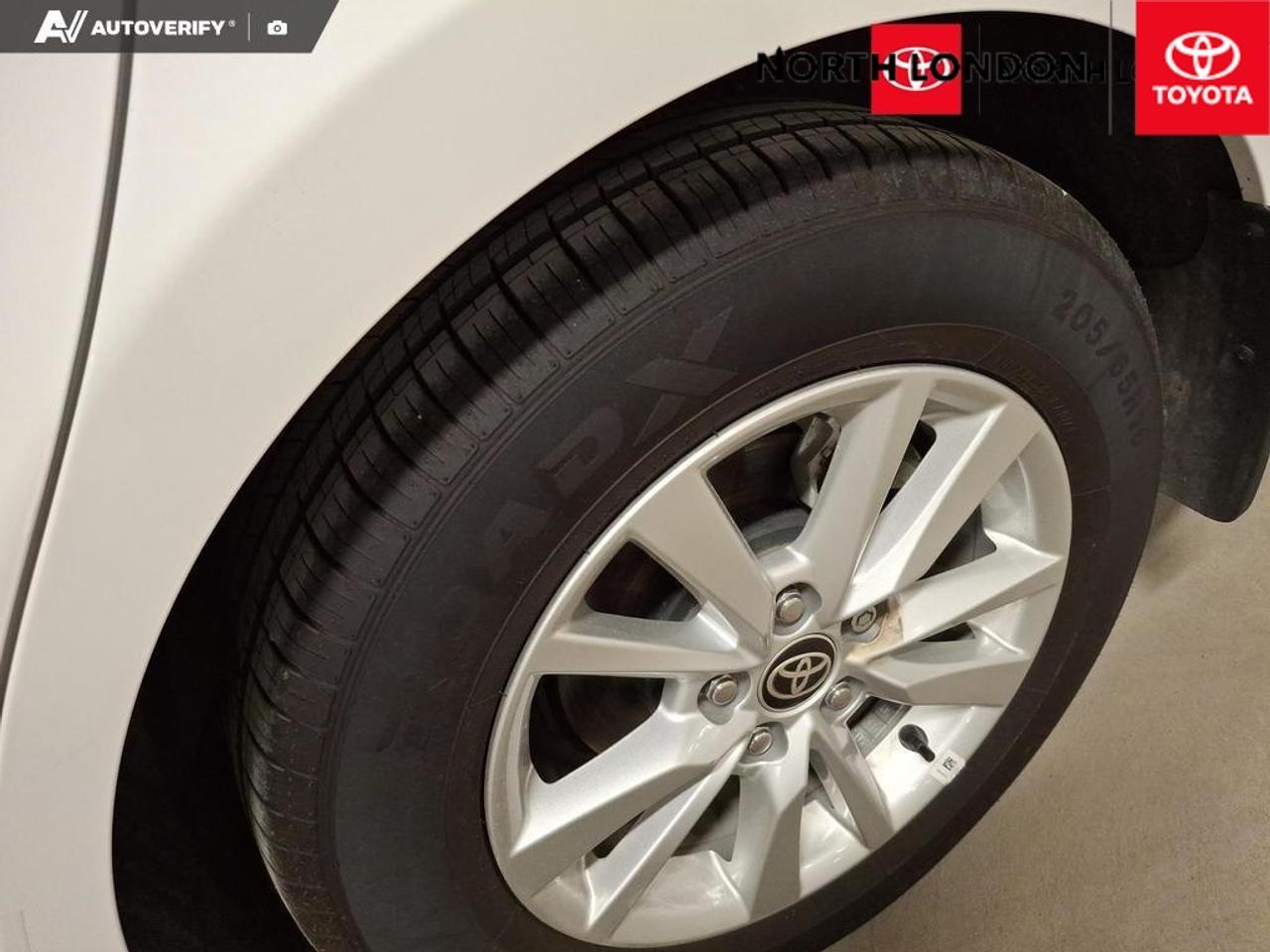 2025 Toyota Camry SE 4dr Front-Wheel Drive Sedan Photo