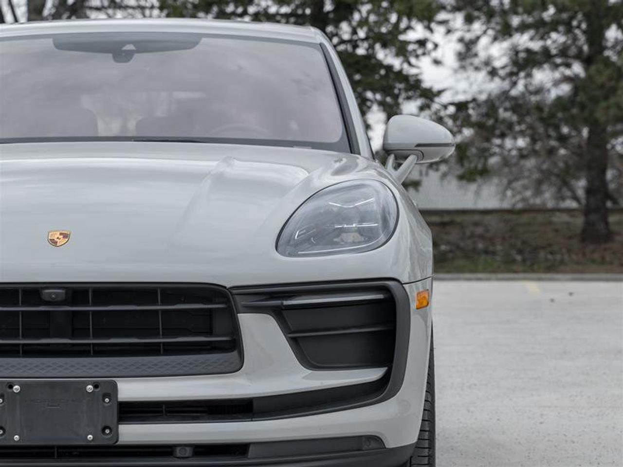 2023 Porsche Macan AWD CPO Premium Pkg Plus 20 Macan S Wheels in Vesu Photo