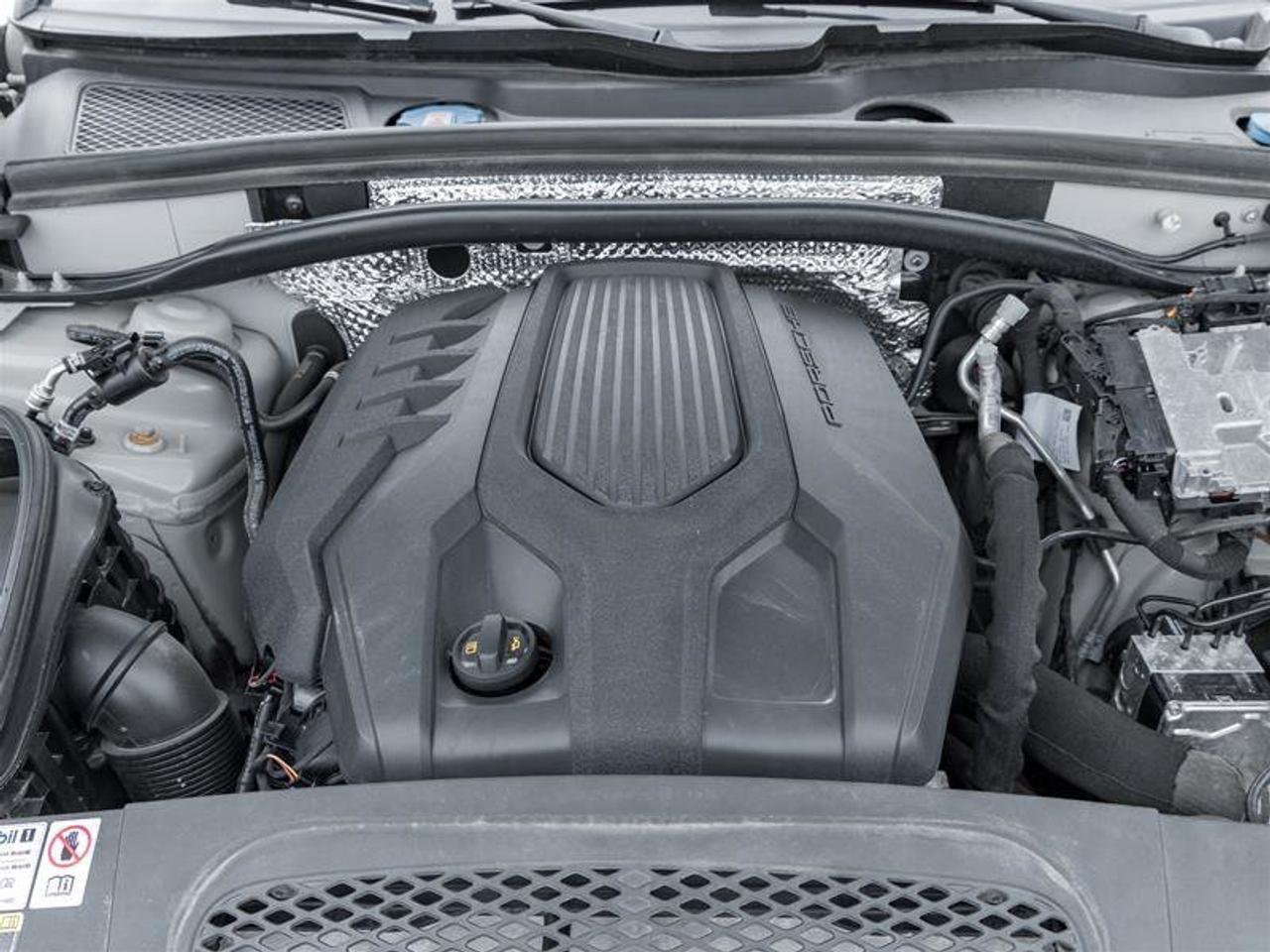 2023 Porsche Macan AWD CPO Premium Pkg Plus 20 Macan S Wheels in Vesu Photo