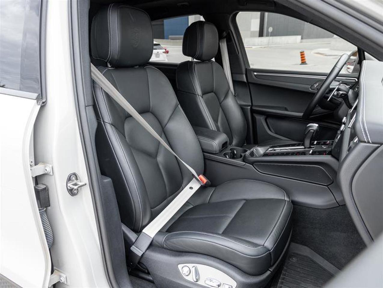 2023 Porsche Macan AWD CPO Premium Pkg Plus 20 Macan S Wheels in Vesu Photo