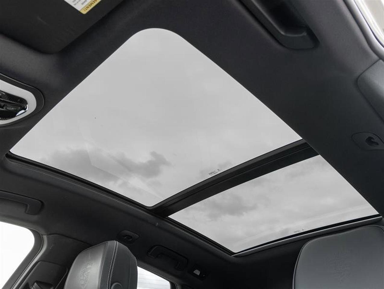 2023 Porsche Macan AWD CPO Premium Pkg Plus 20 Macan S Wheels in Vesu Photo