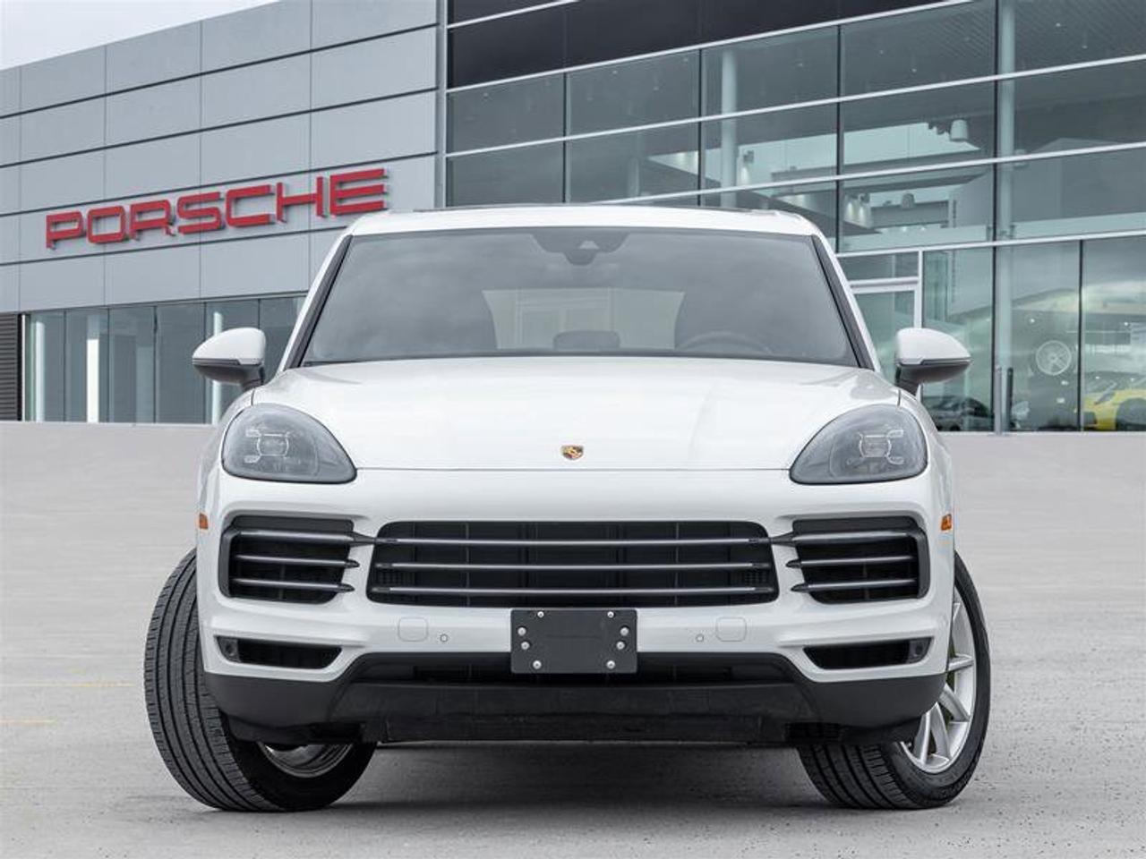 2019 Porsche Cayenne E-Hybrid AWD Existing Warranty Until Nov 2026 Lane Photo