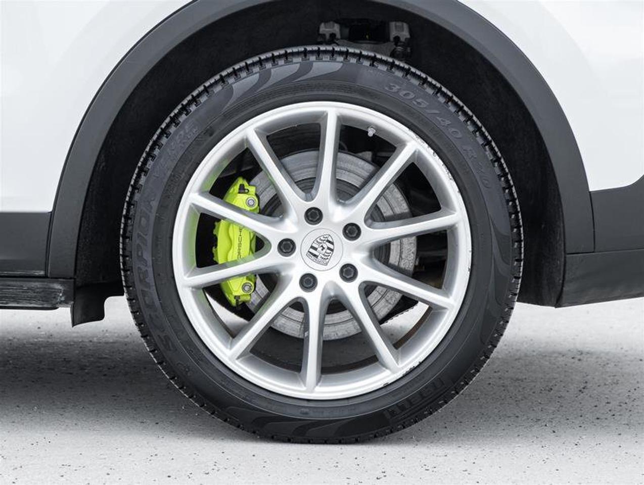 2019 Porsche Cayenne E-Hybrid AWD Existing Warranty Until Nov 2026 Lane Photo