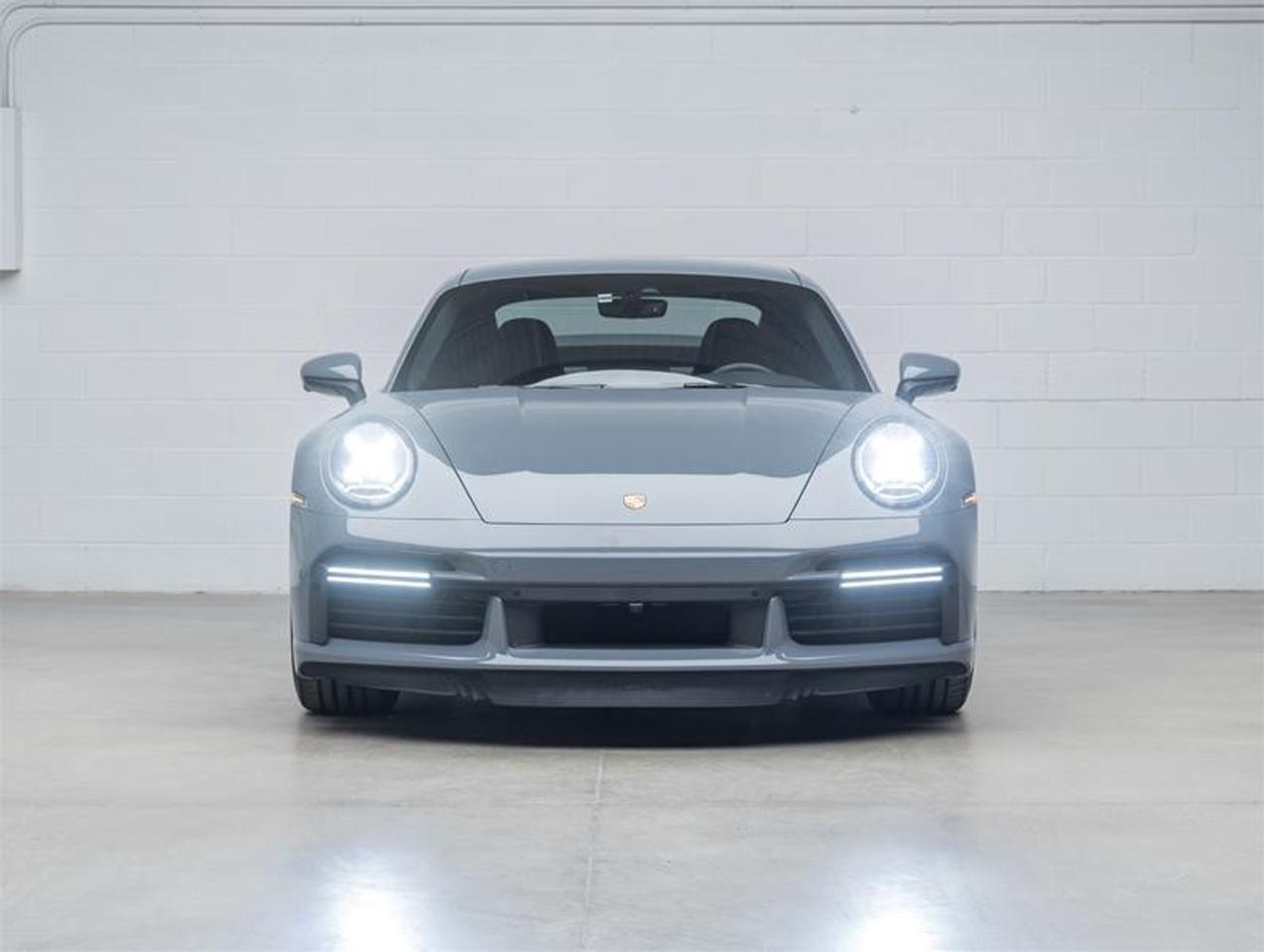 2023 Porsche 911  Photo2