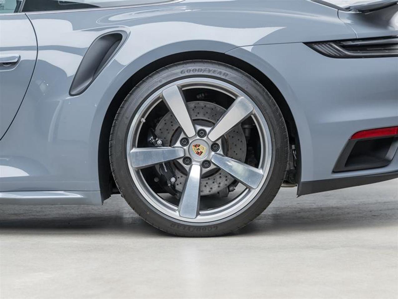 2023 Porsche 911  Photo