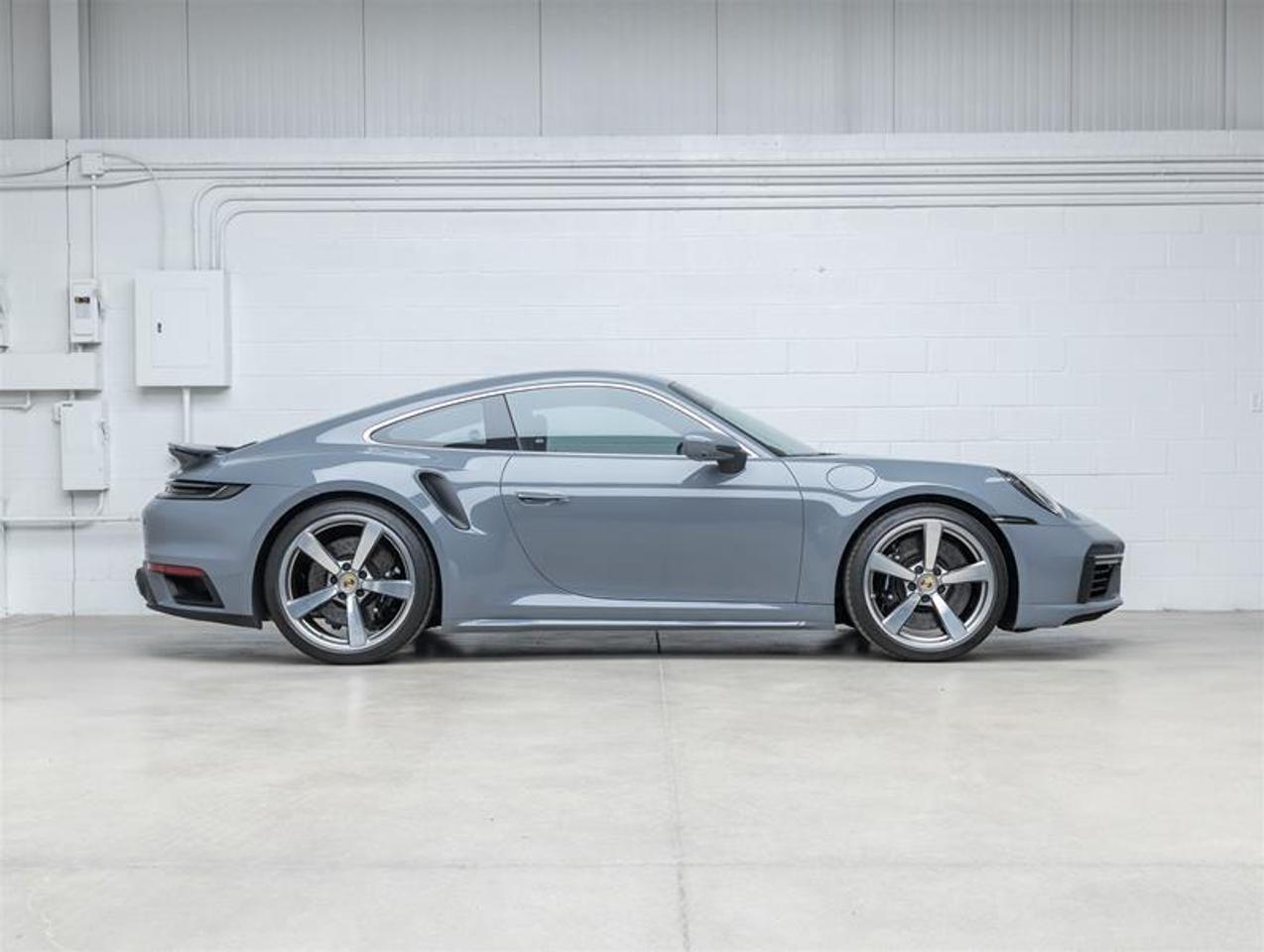 2023 Porsche 911  Photo