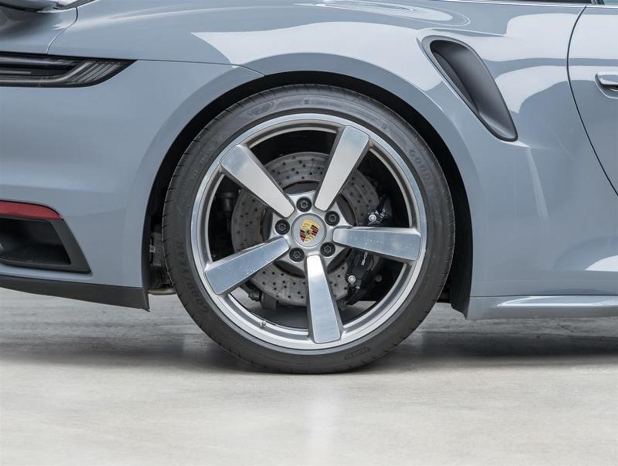 2023 Porsche 911  Photo