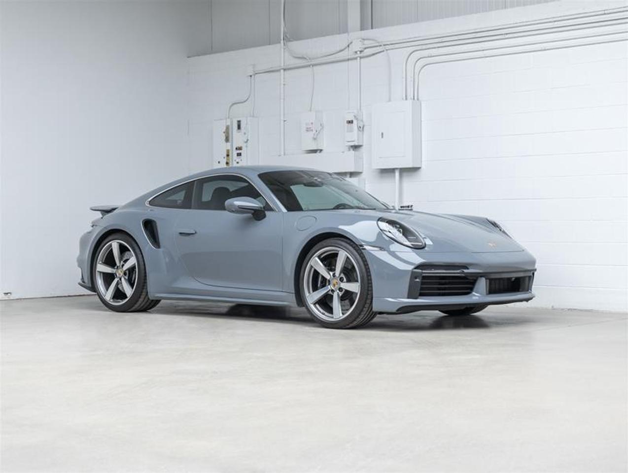 2023 Porsche 911  Photo