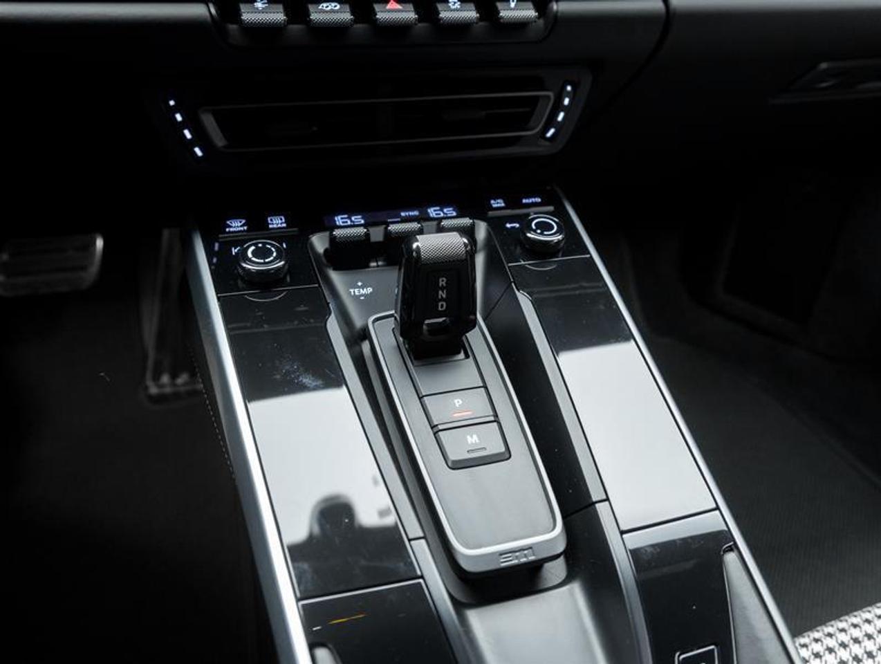 2023 Porsche 911  Photo