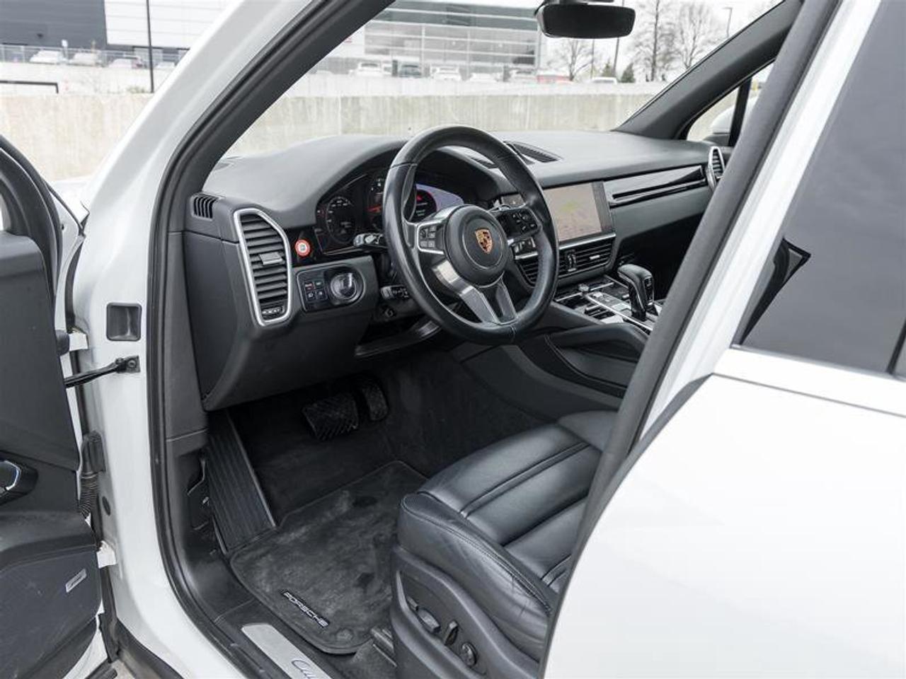 2022 Porsche Cayenne AWD Premium Plus Pkg Assistance Pkg 21 RS Spyder D Photo
