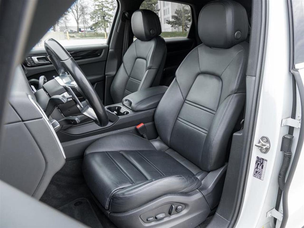 2022 Porsche Cayenne AWD Premium Plus Pkg Assistance Pkg 21 RS Spyder D Photo