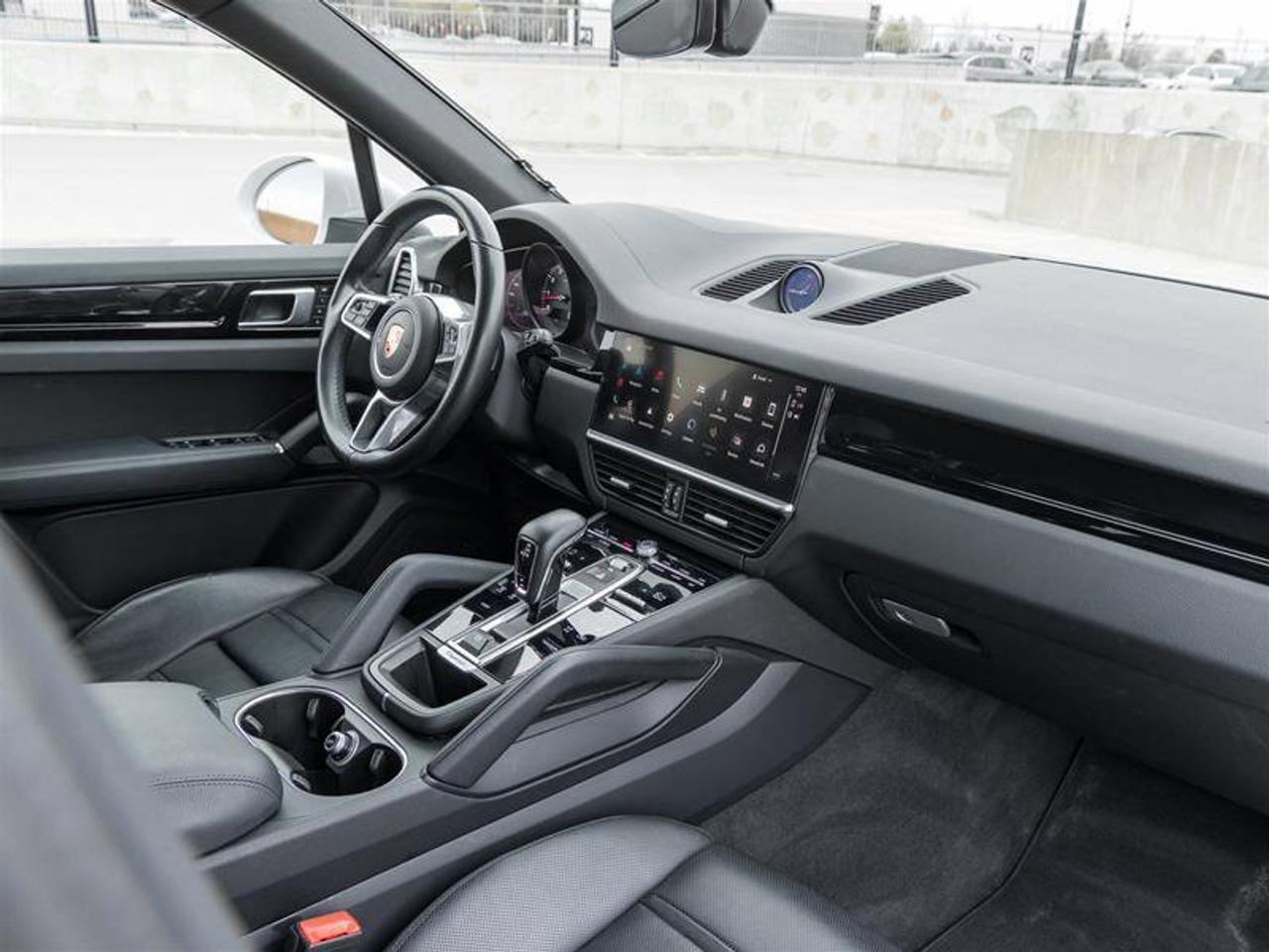 2022 Porsche Cayenne AWD Premium Plus Pkg Assistance Pkg 21 RS Spyder D Photo