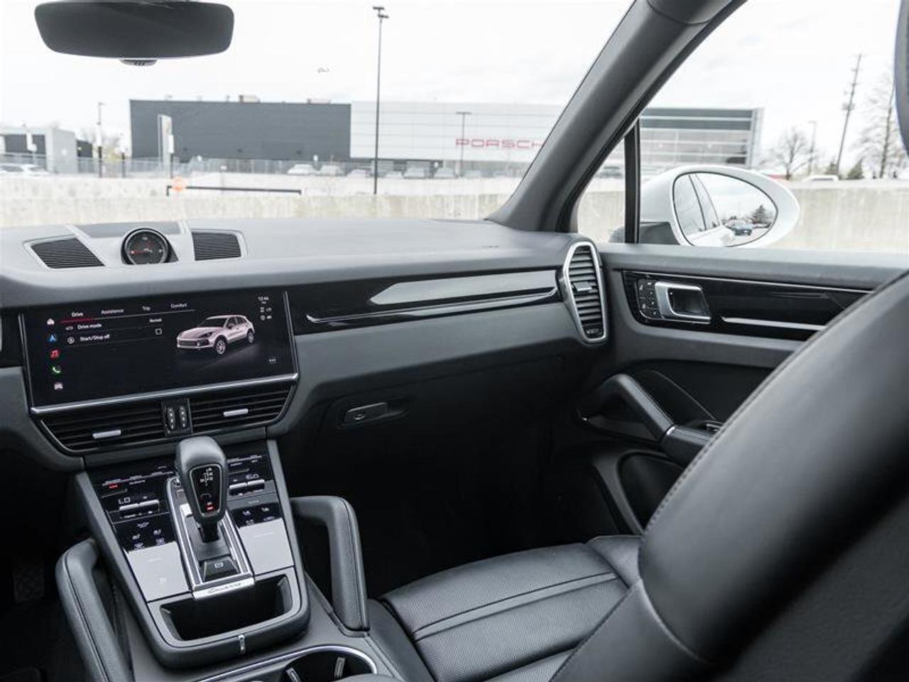 2022 Porsche Cayenne AWD Premium Plus Pkg Assistance Pkg 21 RS Spyder D Photo