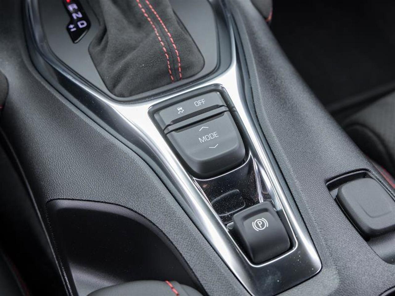 2022 Chevrolet Camaro ZL1 Interior Trim in Carbon Fibre Apple CarPlay Pe Photo