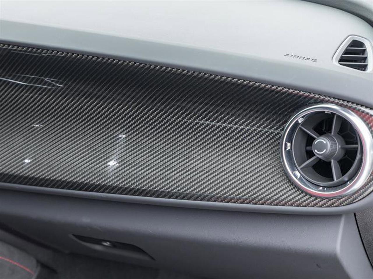 2022 Chevrolet Camaro ZL1 Interior Trim in Carbon Fibre Apple CarPlay Pe Photo