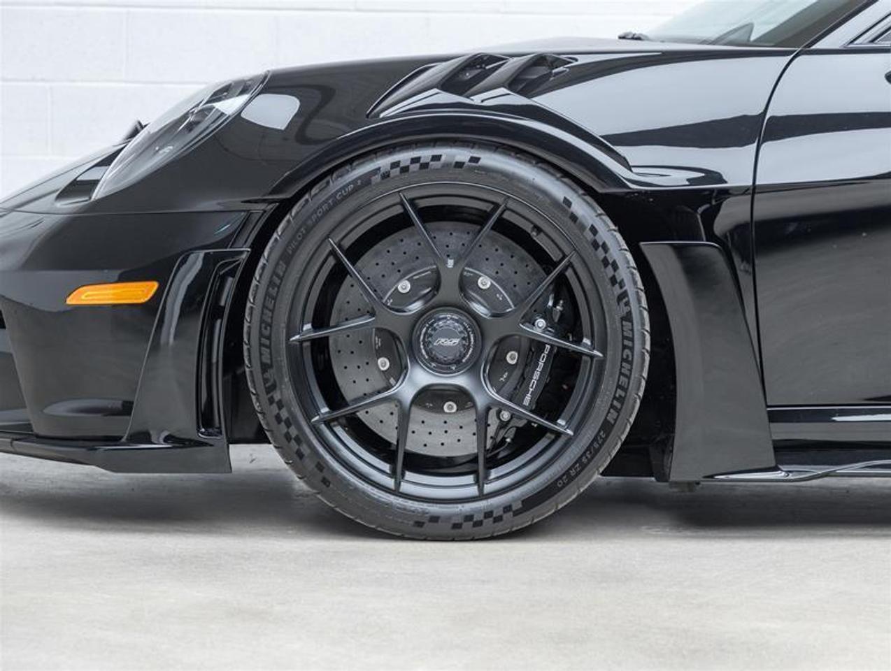 2025 Porsche 911  Photo