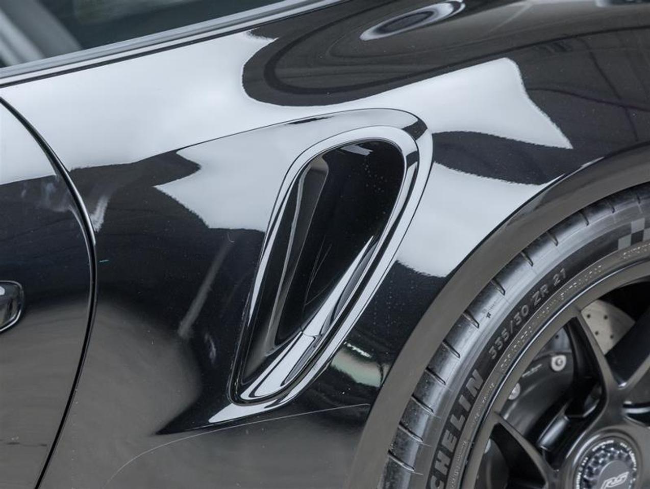 2025 Porsche 911  Photo