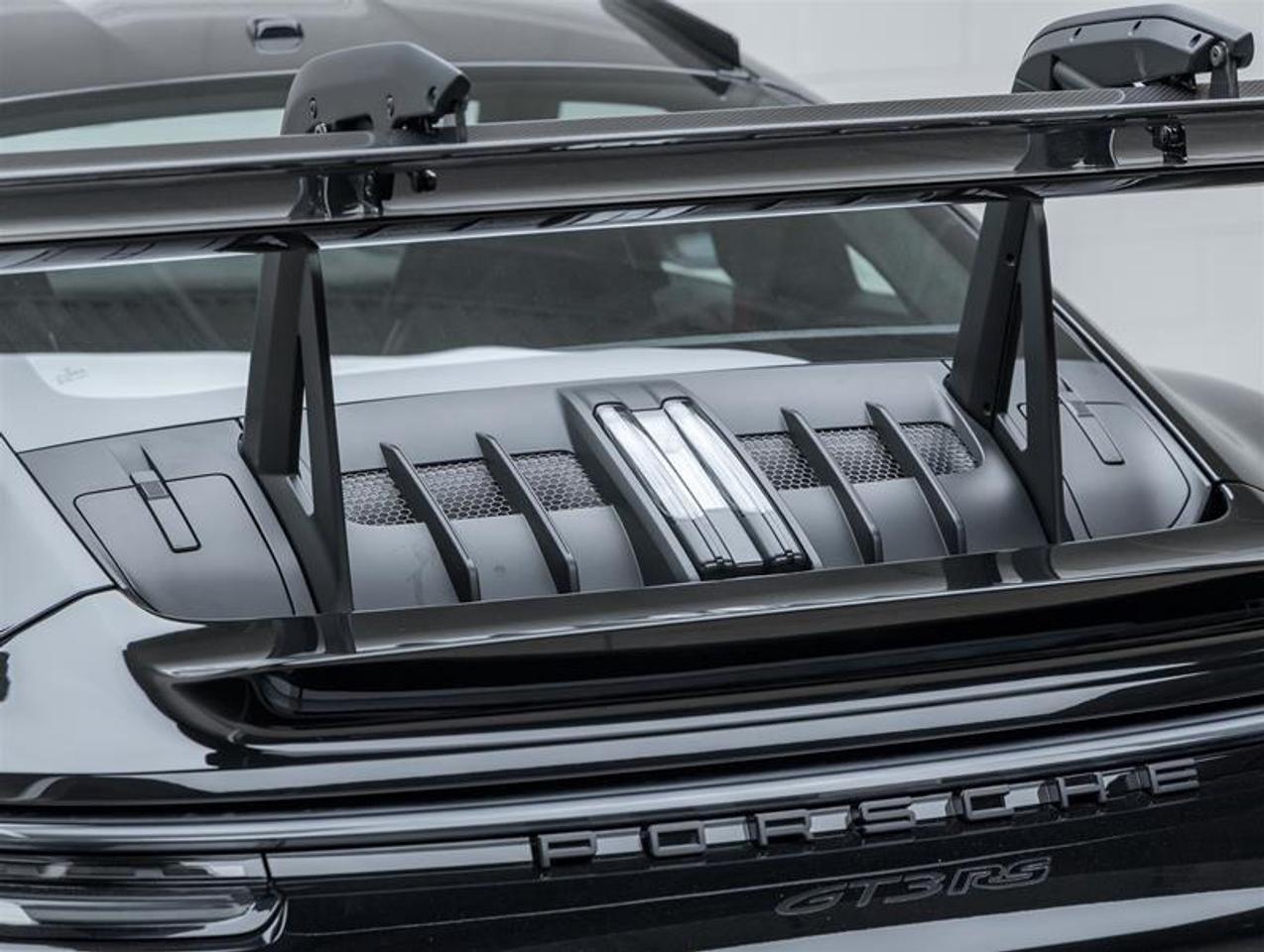 2025 Porsche 911  Photo