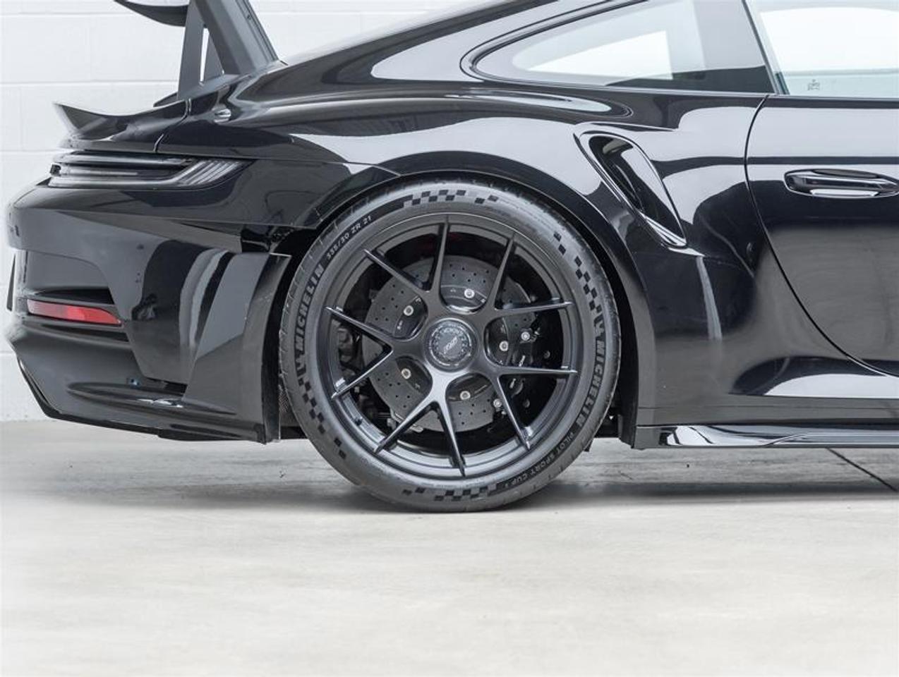 2025 Porsche 911  Photo